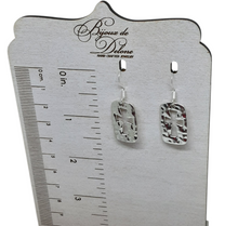 Load image into Gallery viewer, Cross Cut Out Earrings