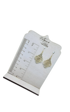 Load image into Gallery viewer, Gold Flowers