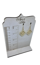 Load image into Gallery viewer, Gold Flowers