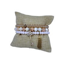 Load image into Gallery viewer, Light Peach Bracelet Set