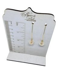 Load image into Gallery viewer, Ivory Crystal Earrings