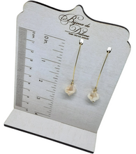 Load image into Gallery viewer, Ivory Crystal Earrings