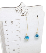 Load image into Gallery viewer, Green Crystal Earrings