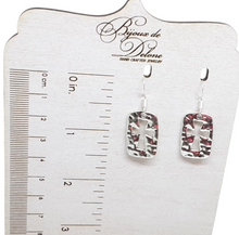 Load image into Gallery viewer, Cross Cut Out Earrings