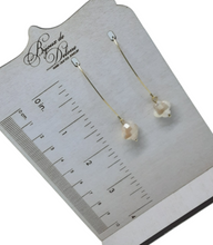 Load image into Gallery viewer, Ivory Crystal Earrings
