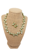Load image into Gallery viewer, Green Pearl Necklace Set
