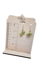 Load image into Gallery viewer, Green Pearl Necklace Set
