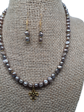 Load image into Gallery viewer, Pearl &amp; Fleur-de-lis Jewelry Set
