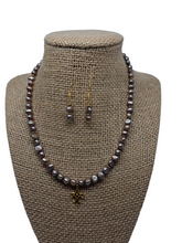 Load image into Gallery viewer, Pearl &amp; Fleur-de-lis Jewelry Set
