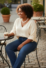 Load image into Gallery viewer, Natural Light Rose Quartz Chip Bead Necklace

