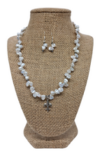 Load image into Gallery viewer, Fleur-de-Lis Baroque Pearl Jewelry Set
