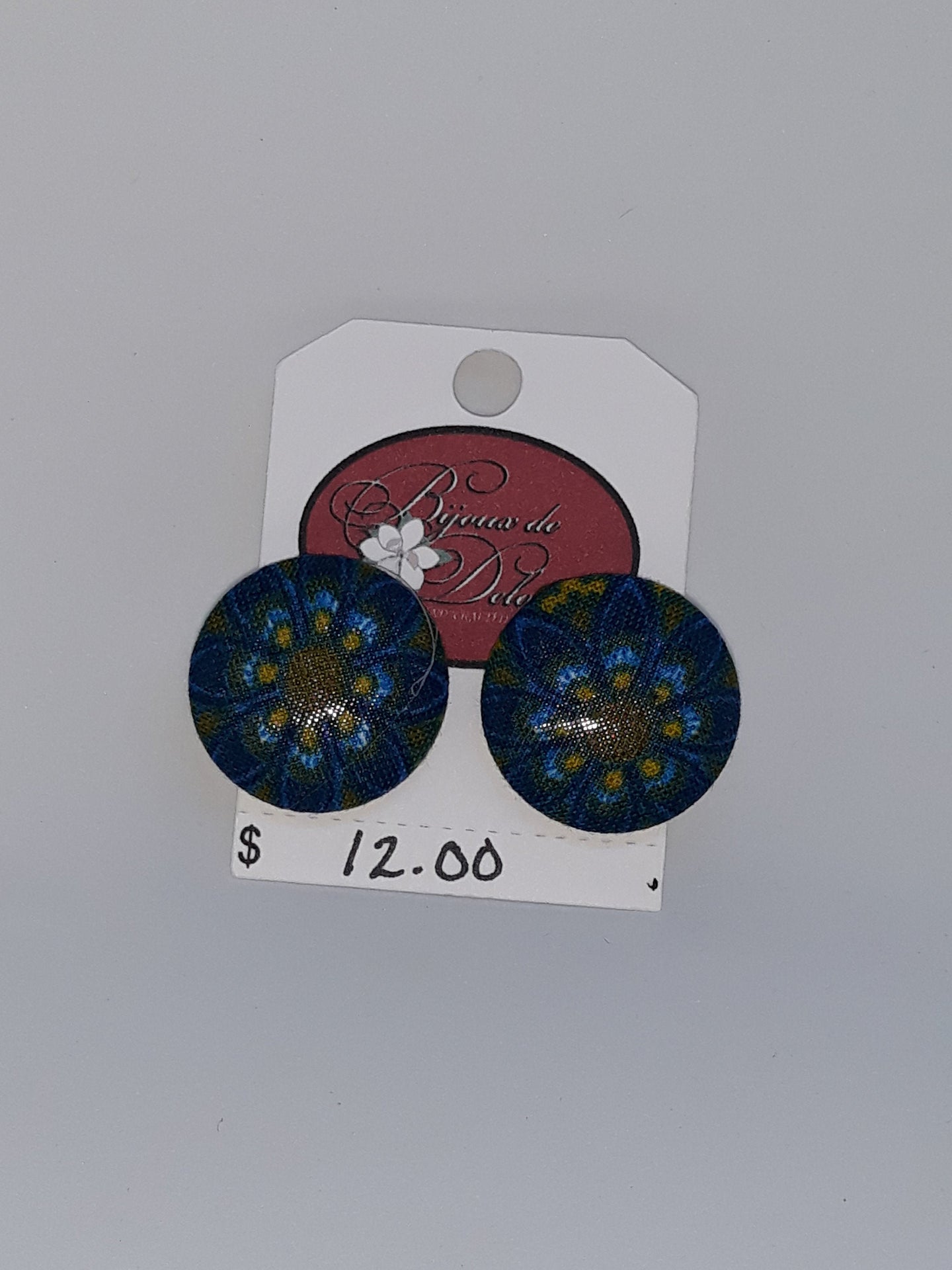 Button Earrings BE4011