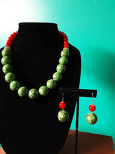 Load image into Gallery viewer, Green &amp; Orange Necklace Set
