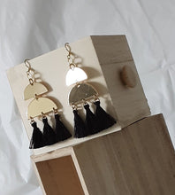 Load image into Gallery viewer, Tassel Earrings
